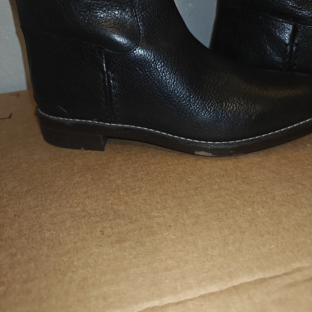 Franco Sarto Women's Meyer Knee High Wide Calf Flat Boot Size 7.5